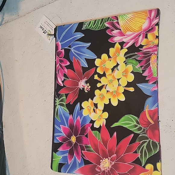 Nani Island Cosmetic Pouch Bag Made in Hawaii New with Tags - Picture 4 of 4